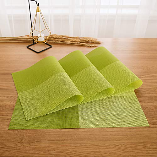 Deconovo Green Placemats Washable PVC Insulating Stain Resistant Woven Table Mats for Kitchen Table Green Set of 4